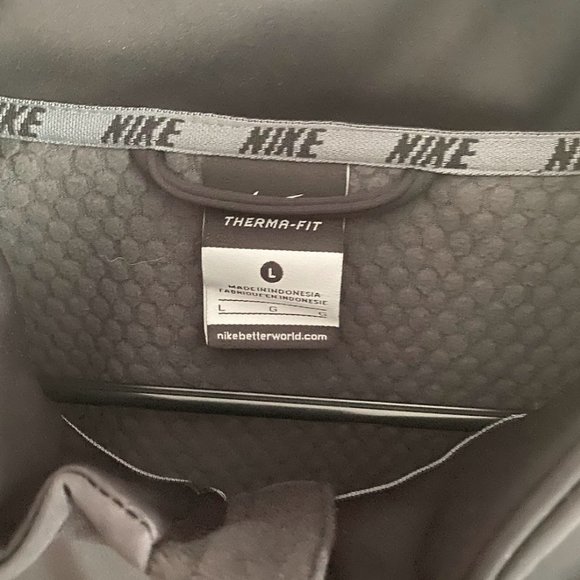 NWT Nike Sphere Hybrid Therma Fit Jacket with Pocket Hood Men's Large - Picture 2 of 4